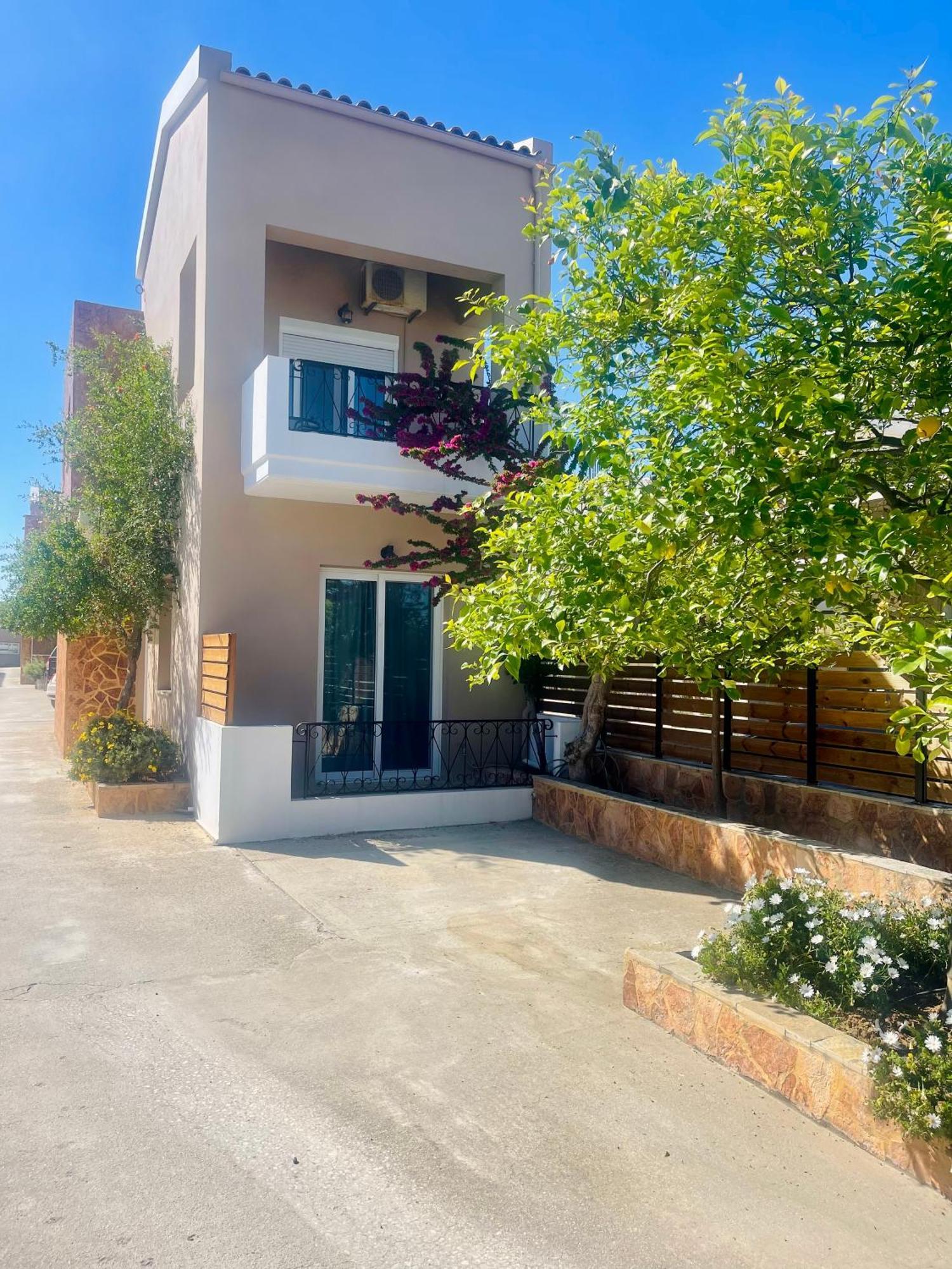 Thea Artemis Villa Kato Daratso Exterior photo